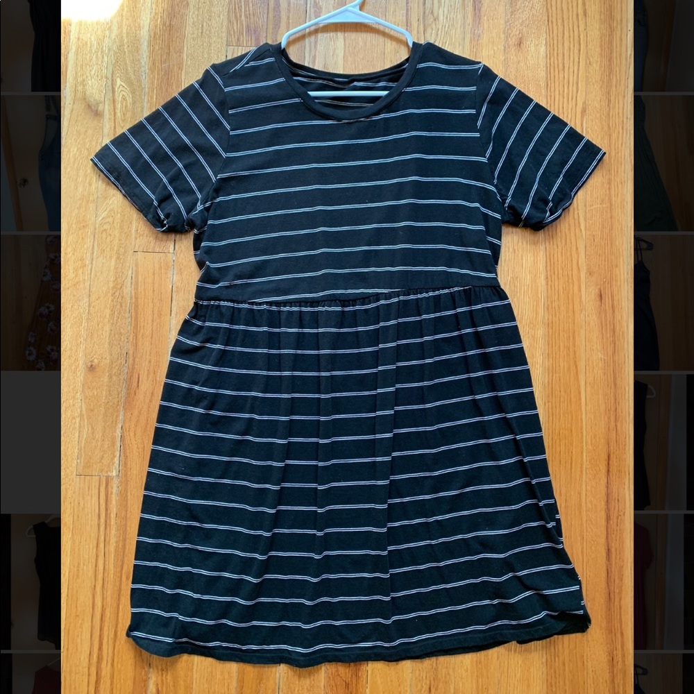 Black/White Striped Babydoll Dress Size M